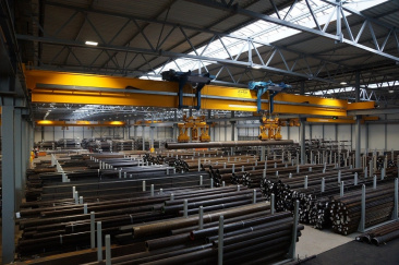 Brückenkran mit Magnetfunktion